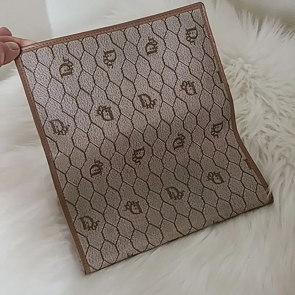 💯Authentic Christian Dior Long Wallet🍀
